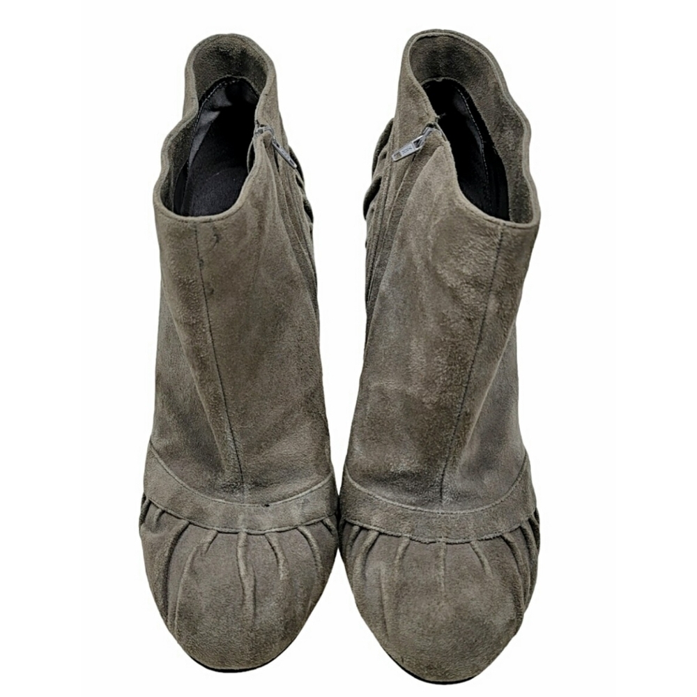 Natural Comfort Grey Suede Booties Size 9